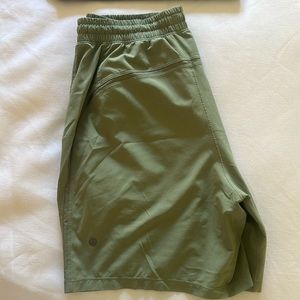 Lululemon 7-inch